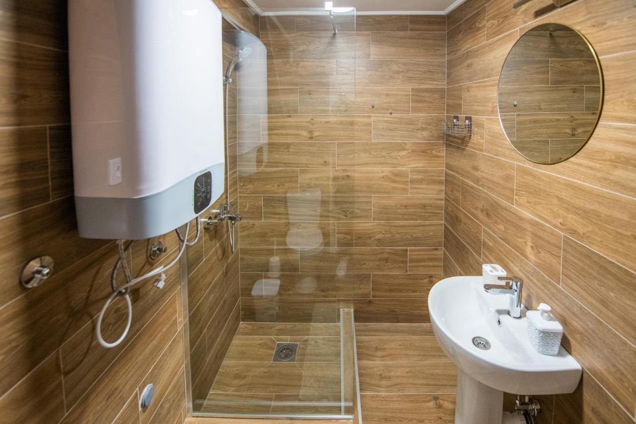 קולאסין Apartmani Nada מראה חיצוני תמונה